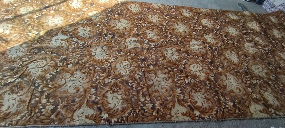 Продам ковры и дорожки