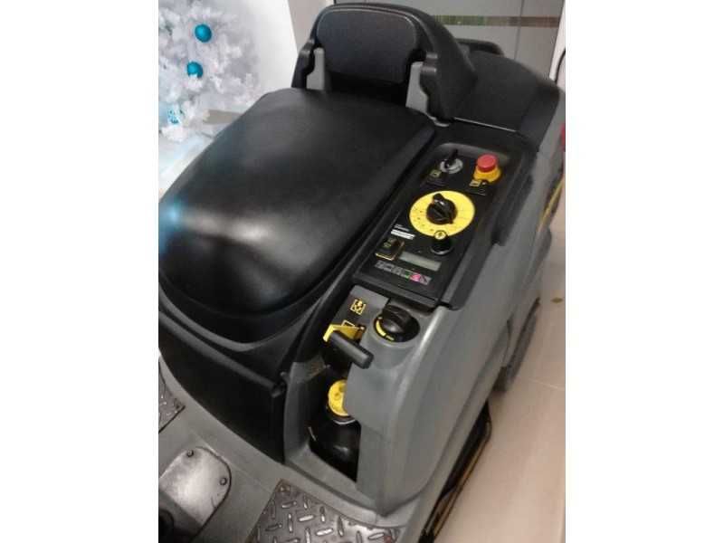 Подопочистваща машина Karcher B 90 R  - произведена в Германия