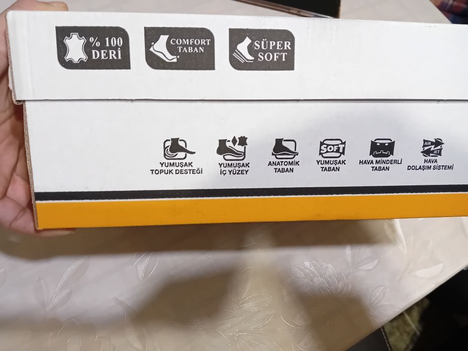 Чисто нови обувки 44 номер