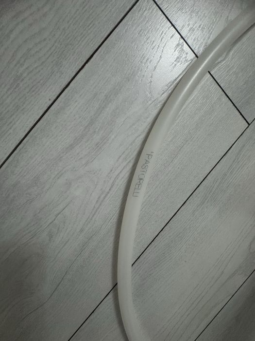 Продам обруч “Pastorelli”, диаметр 75 см