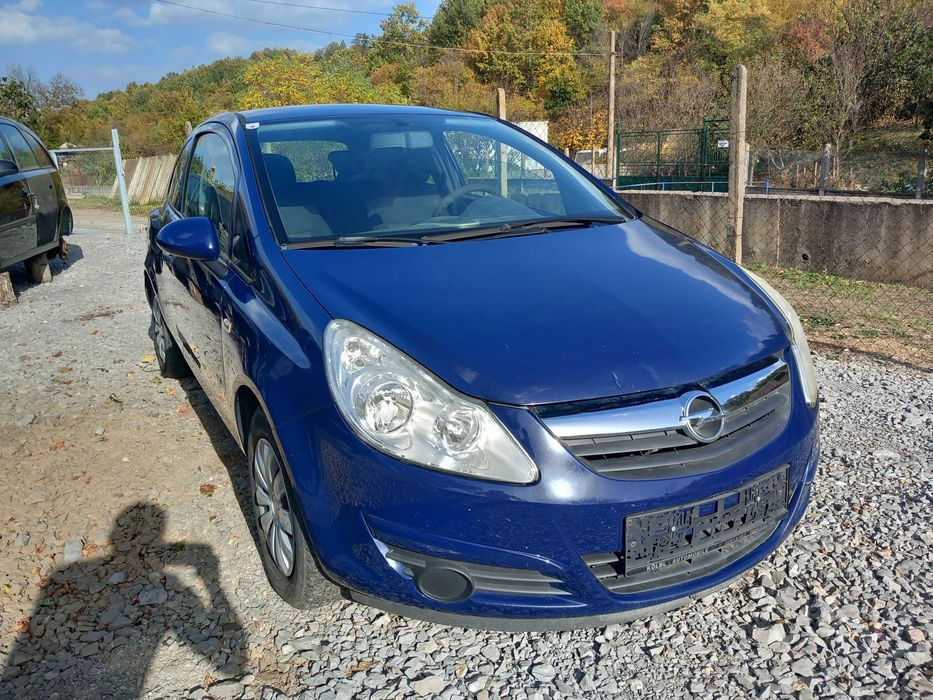 Opel Corsa 1.0 12V-60кс./2010/- на части