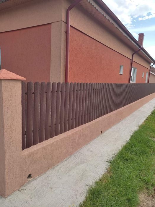 Garduri si porti din sipca metalica,panouri stil jaluzele,tabla,plasa