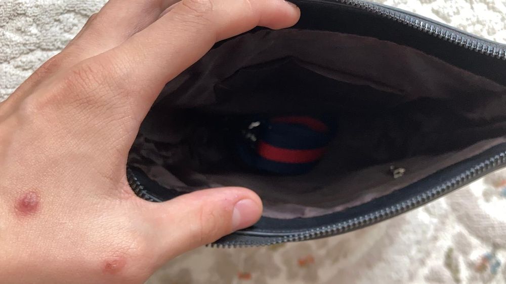 Продам барсетку диссі