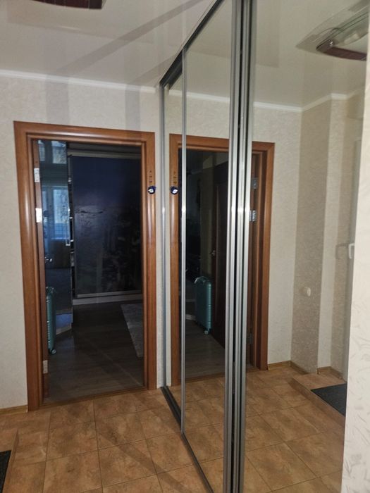 Продам шкаф в прихожую