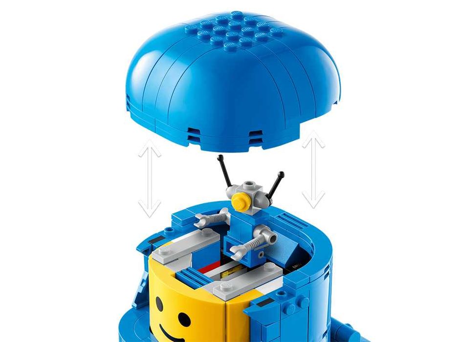 LEGO: Увеличенная минифигурка космонафта (40921)