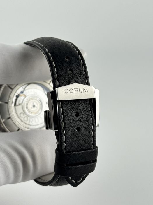 Наручные часы Corum Admirals Cup Legend