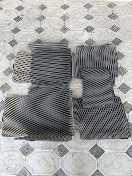 Полики на камри 70