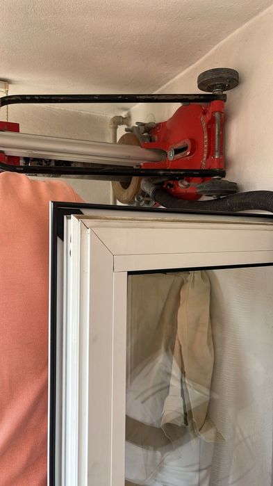 Carotare găuri hote aerisiri evacuări