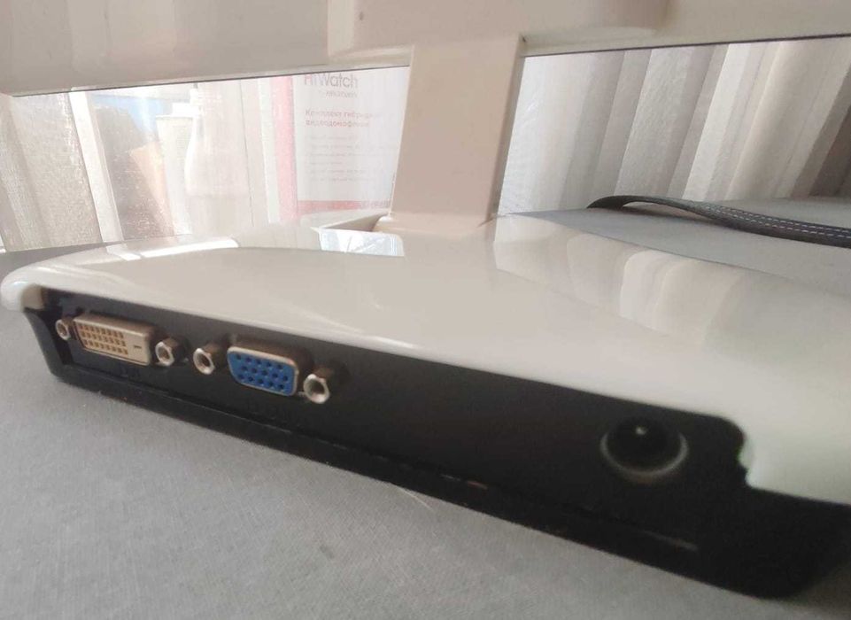 Монитор AOC E2243Fw 22 "