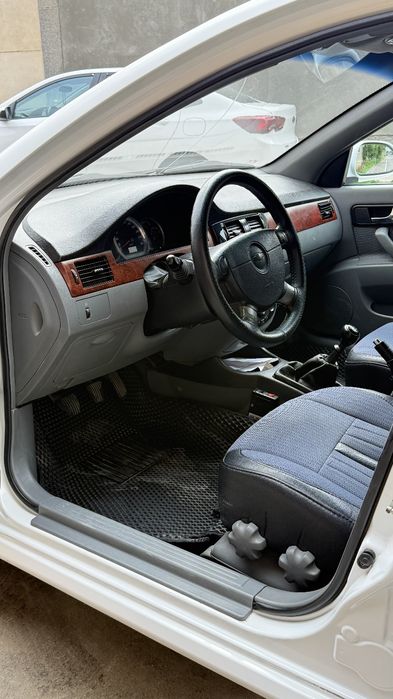 Продается lacetti 2010йил