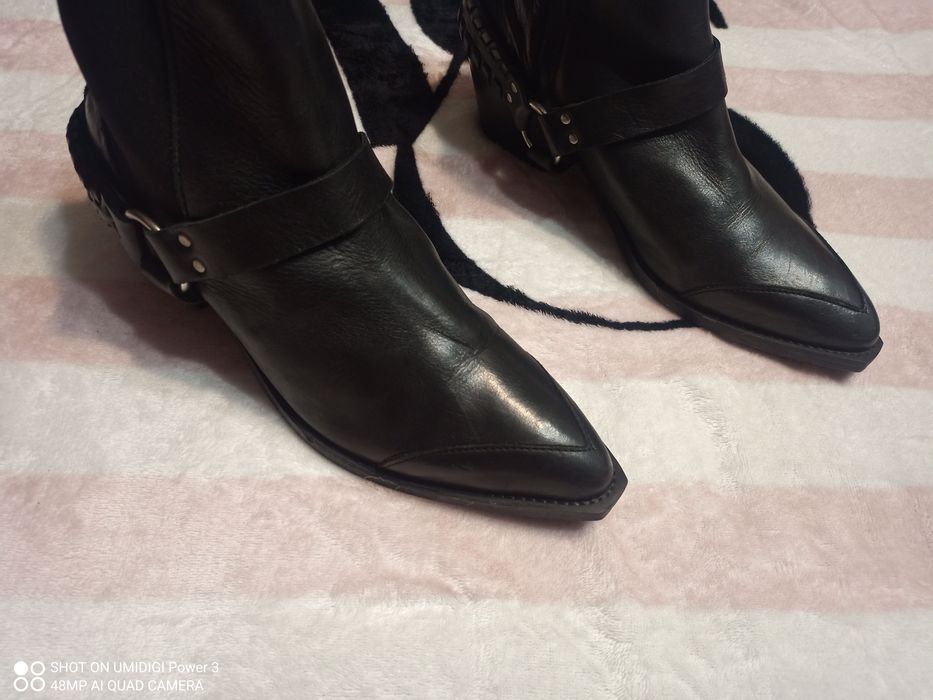 Нови каубойски боти