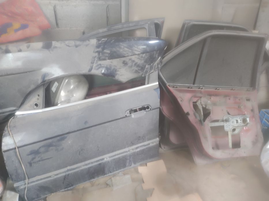 Двери на БМВ е34