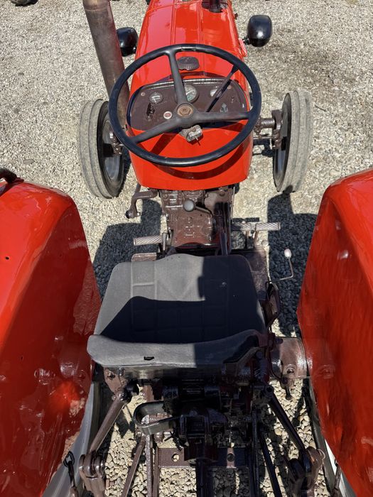 Vând tractor Fiat 415