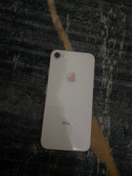 Айфон 8 в продаже