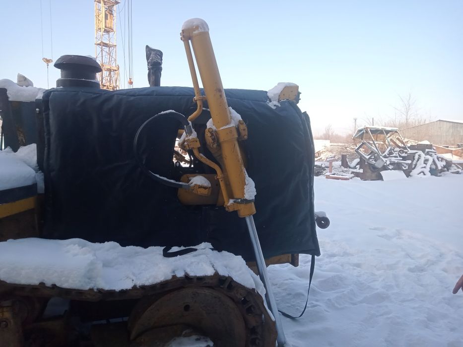 Утеплитель капота на спецтехнику