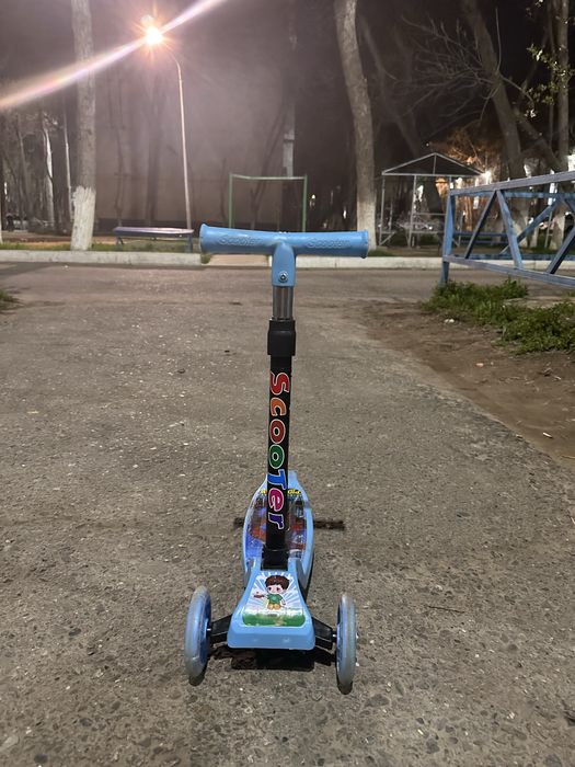 Самокат на 2-3 года