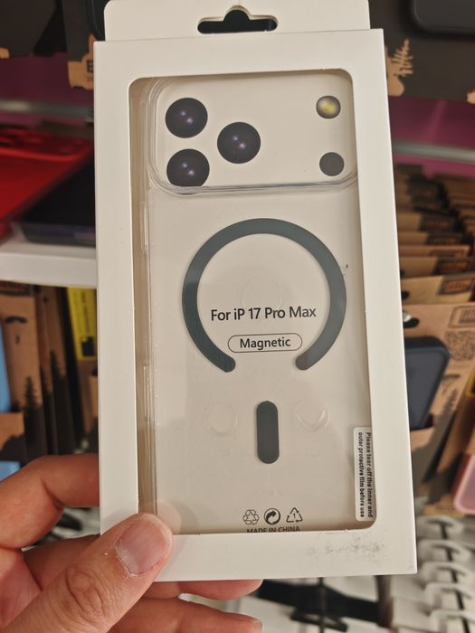 IPhone 17 Pro Max луксозни Magsafe гърбове