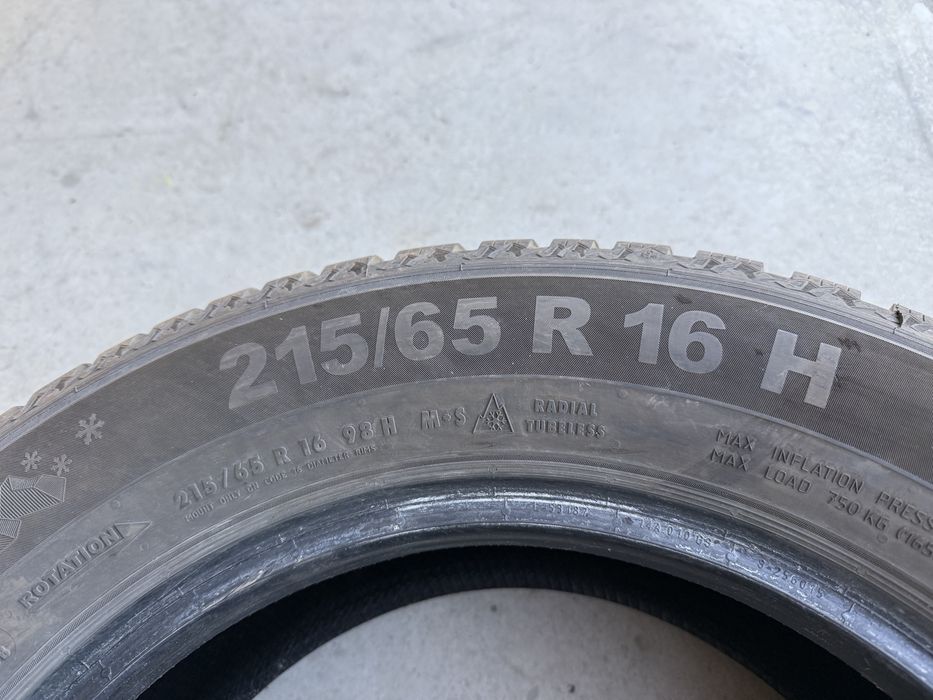 4бр. ОТЛИЧНИ Зимни Гуми С Борд 215/65R/16 **SEMPERIT** DOT:3224- 7.0мм.+6.2мм.