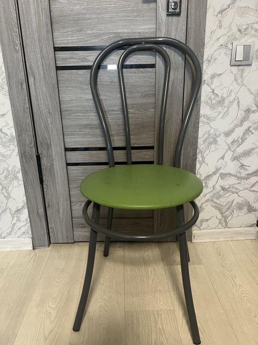 Продам стулья б/у