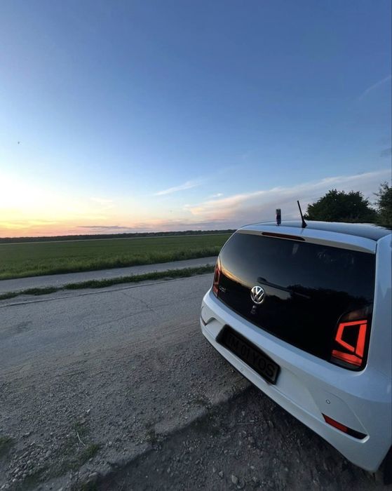 VW Up 1.0 Benzină – 60 CP | Euro 6 | Întreținută