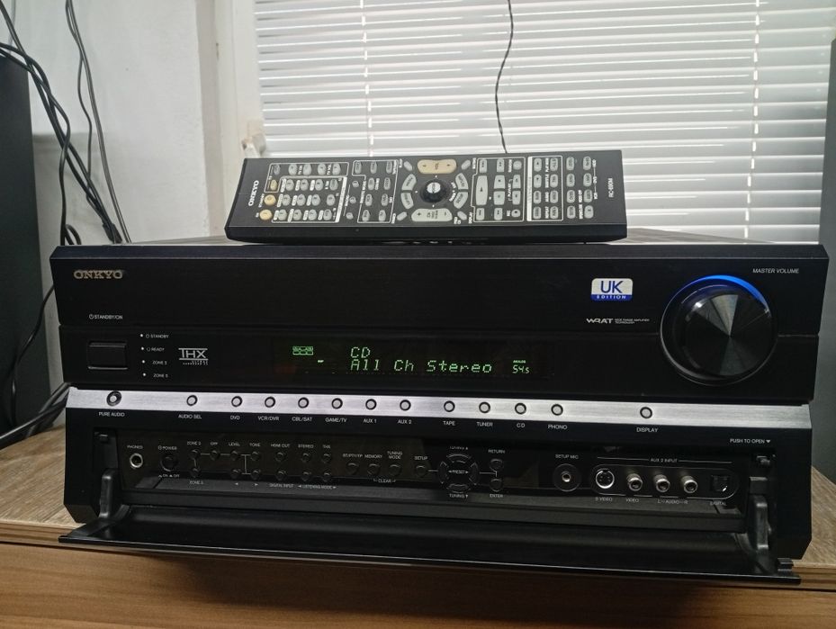 25 кг ресивър ONKYO TX-SR 875
