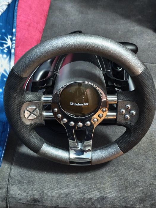 Руль Defender Forsage GTR