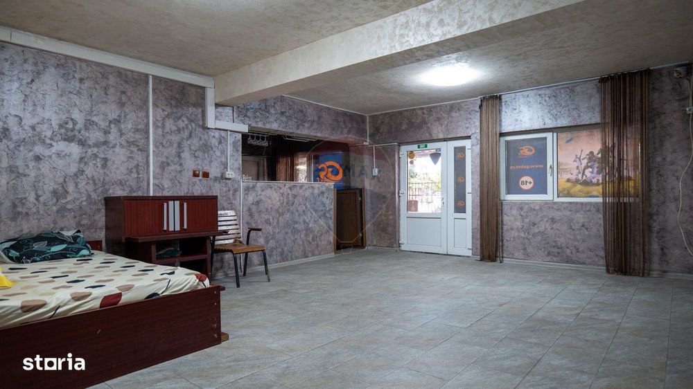 Vânzare imobil cu funcțiune mixtă casa si restaurant - Ungureni - DB