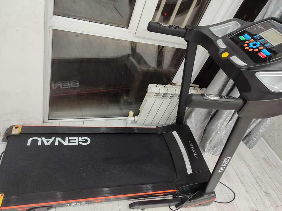 Беговая дорожка Genau