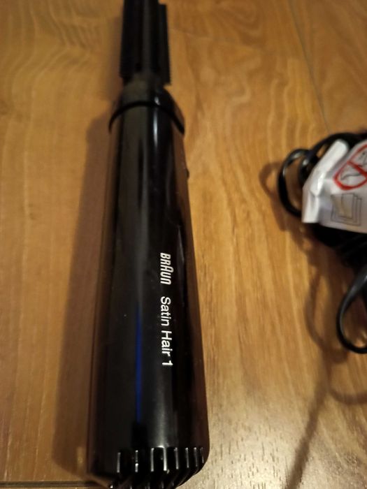 Perie electrica ondulator par aer cald BRAUN Satin Hair 1