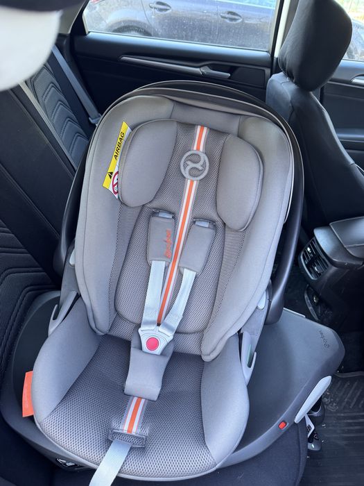 Scoica cybex cloud G i-size plus cu baza isofix