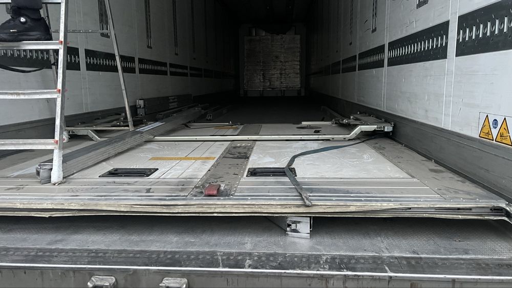 ДВЕР на РЕФ перегородка хорош сост