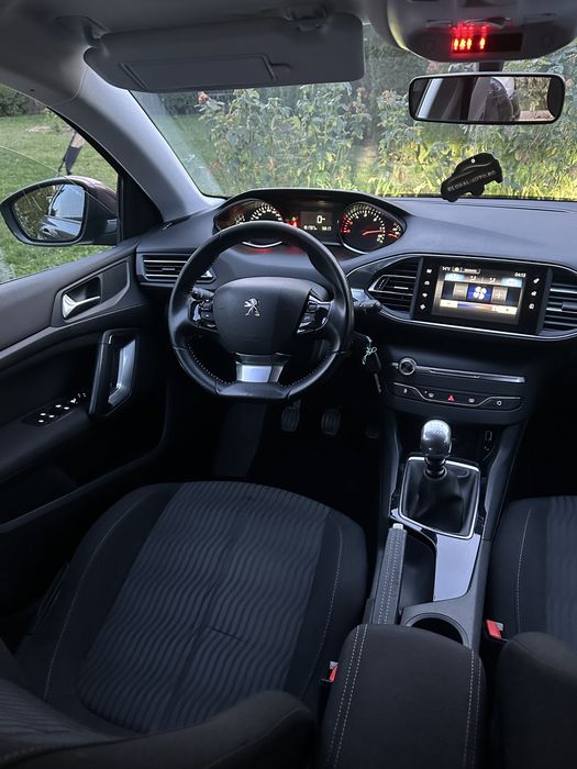 Peugeot 308 * 2015 * Euro 6 * 1.6 D