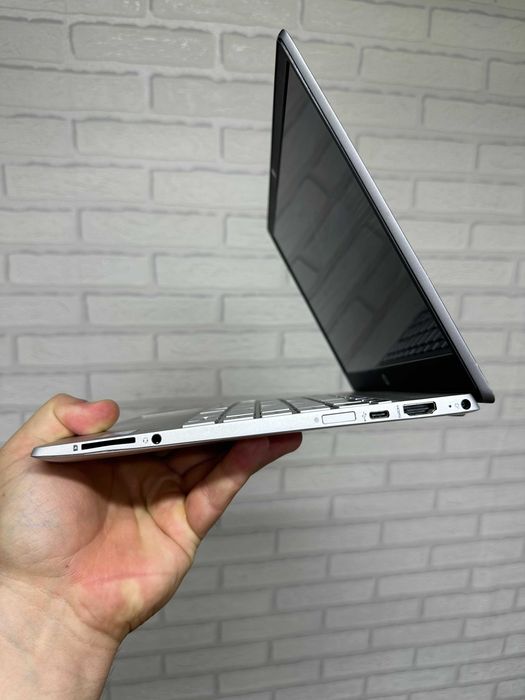 ультрабук HP на 512 SSD