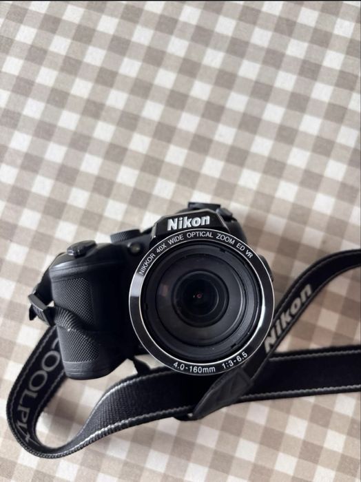 Nikon coolpix b500