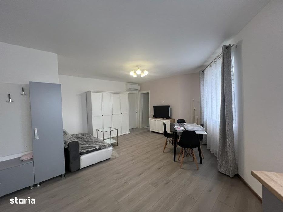 Apartament 3 camere de inchiriat, parcare, zona BMW