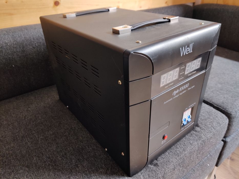 Stabilizator tensiune 220