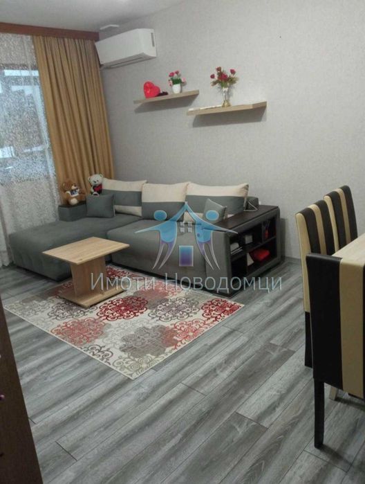 Продава се Двустаен апартамент в Шумен, Пазара - 60 кв.м за 1020 €/кв.м - Снимка #2