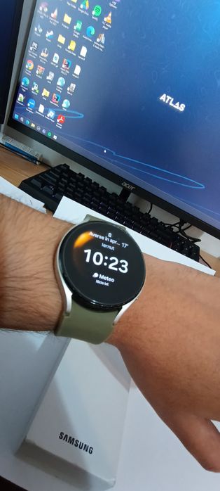Samsung Galaxy Watch 4