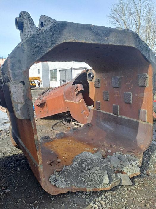 запасные части к экскаваору б/у