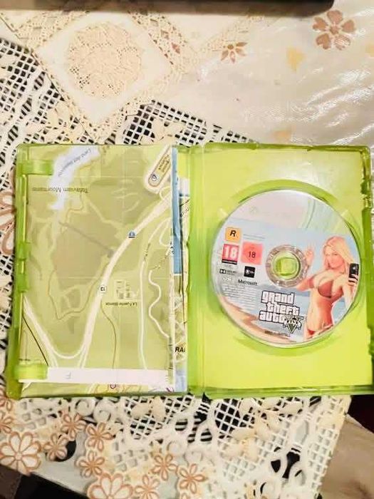 Продавам XBOX 360