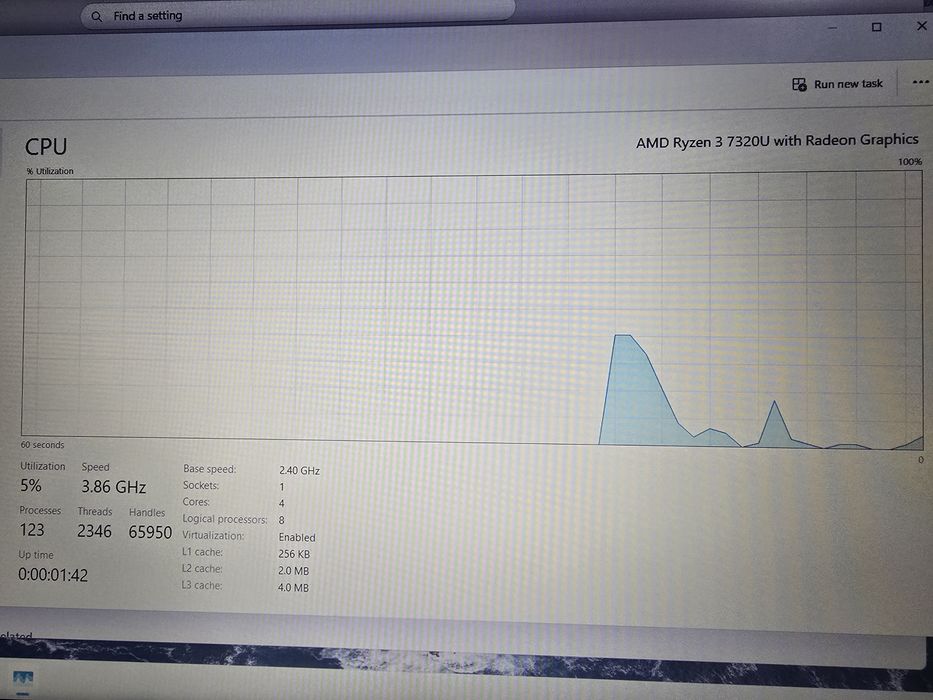 Notebook HP 15 Ryzen3 7320U/4GB/128GB/15.6" FullHD