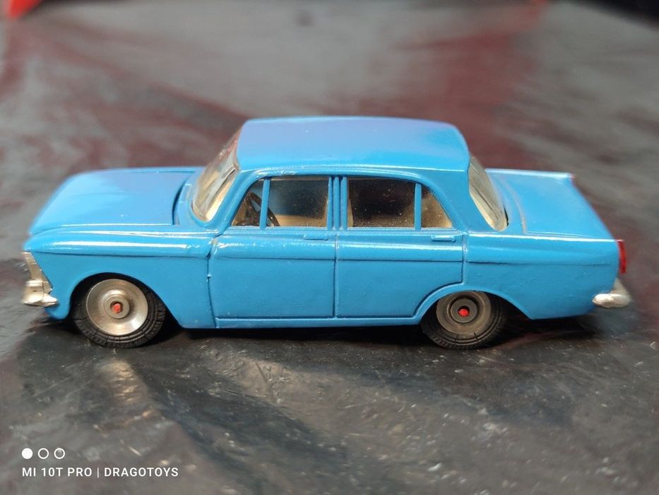 Ссср 1/43 , Ussr 1/43 , Стари руски колички ,Москвич 1/43 .