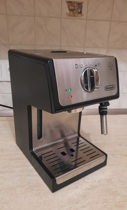 Еспресо кафемашина DELONGHI ECP 35.31-за ремонт или за части