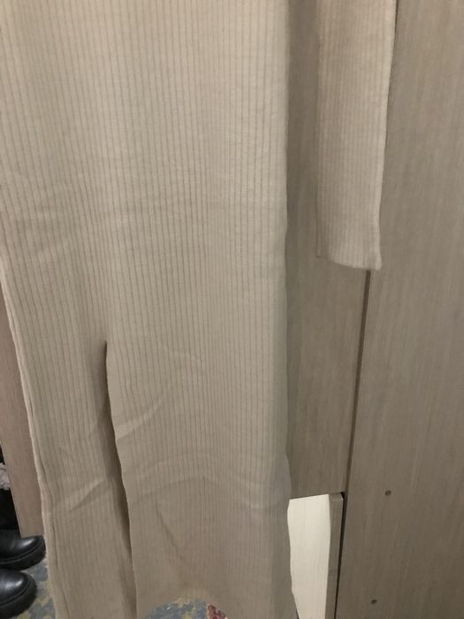 Продам тёплое платье- водолазку