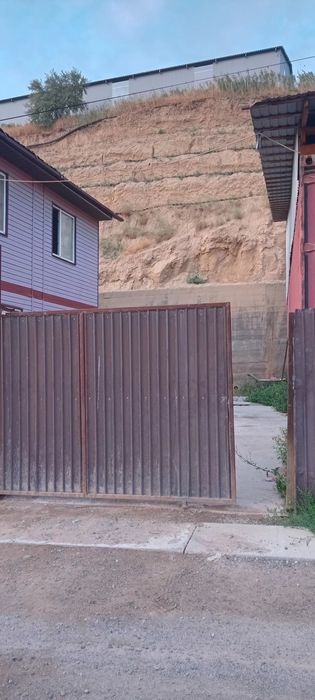 Дом в бесагаше недалеко от города