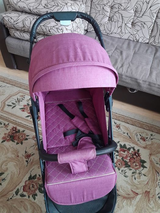 ПРОДАМ КОЛЯСКУ в хорошем состоянии