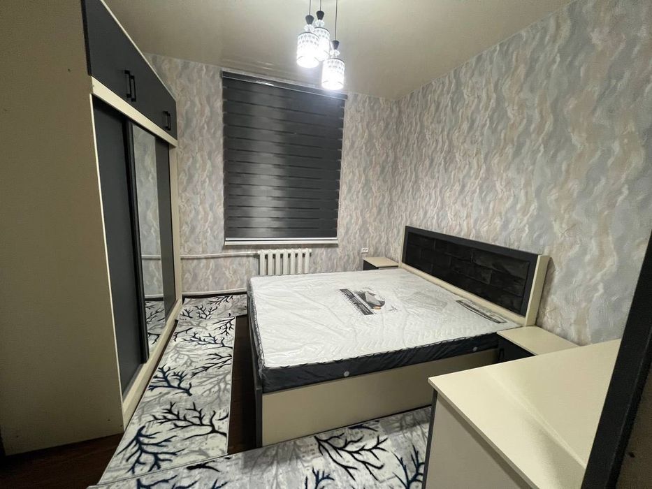 Сдается 2х комнатная квартира 
С обстановкой 
В горде Алмалыке