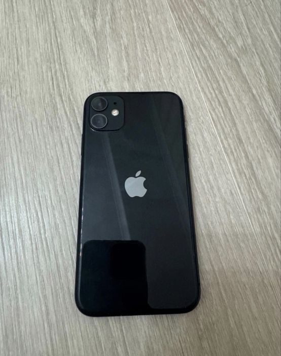 Продаю iphone 11