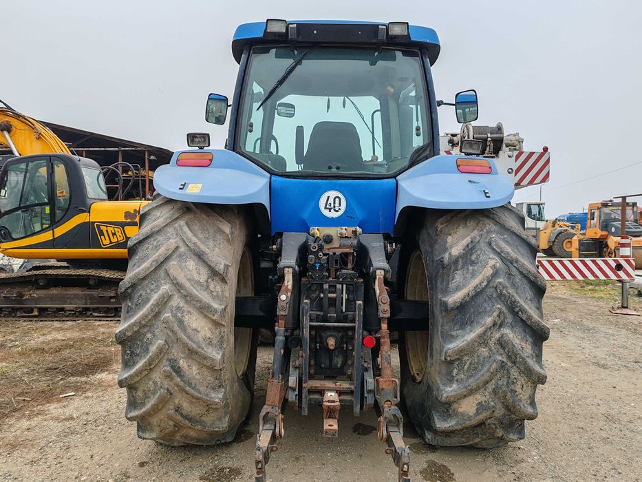 Tractor New Holland TG 255