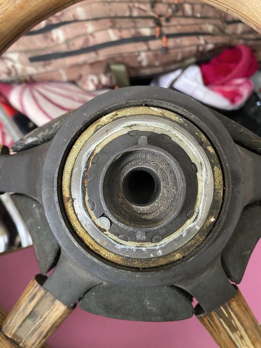 Руль деревянный для марки Ниссан